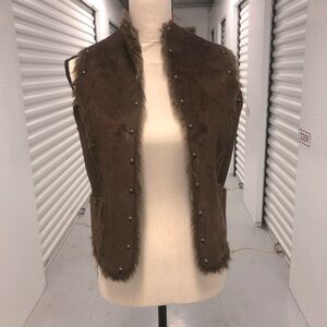 Suede Studded Faux Fur Women's Vest, Size Medium
